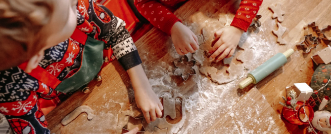 STEM learning into your family’s Christmas traditions.